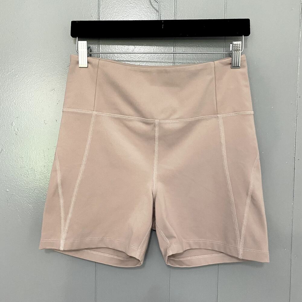 Girlfriend Collective Quartz Taupe Compressive Pocket Athletic Run Shorts L